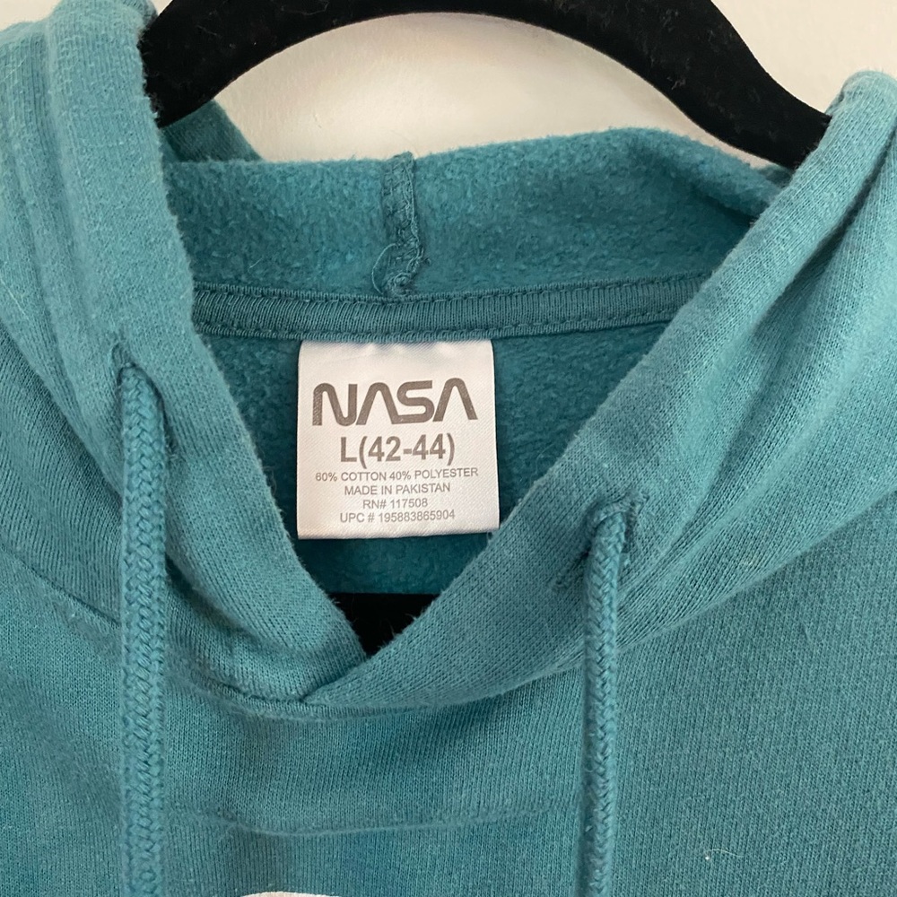 NASA Sweatshirt - Picture 3 of 4